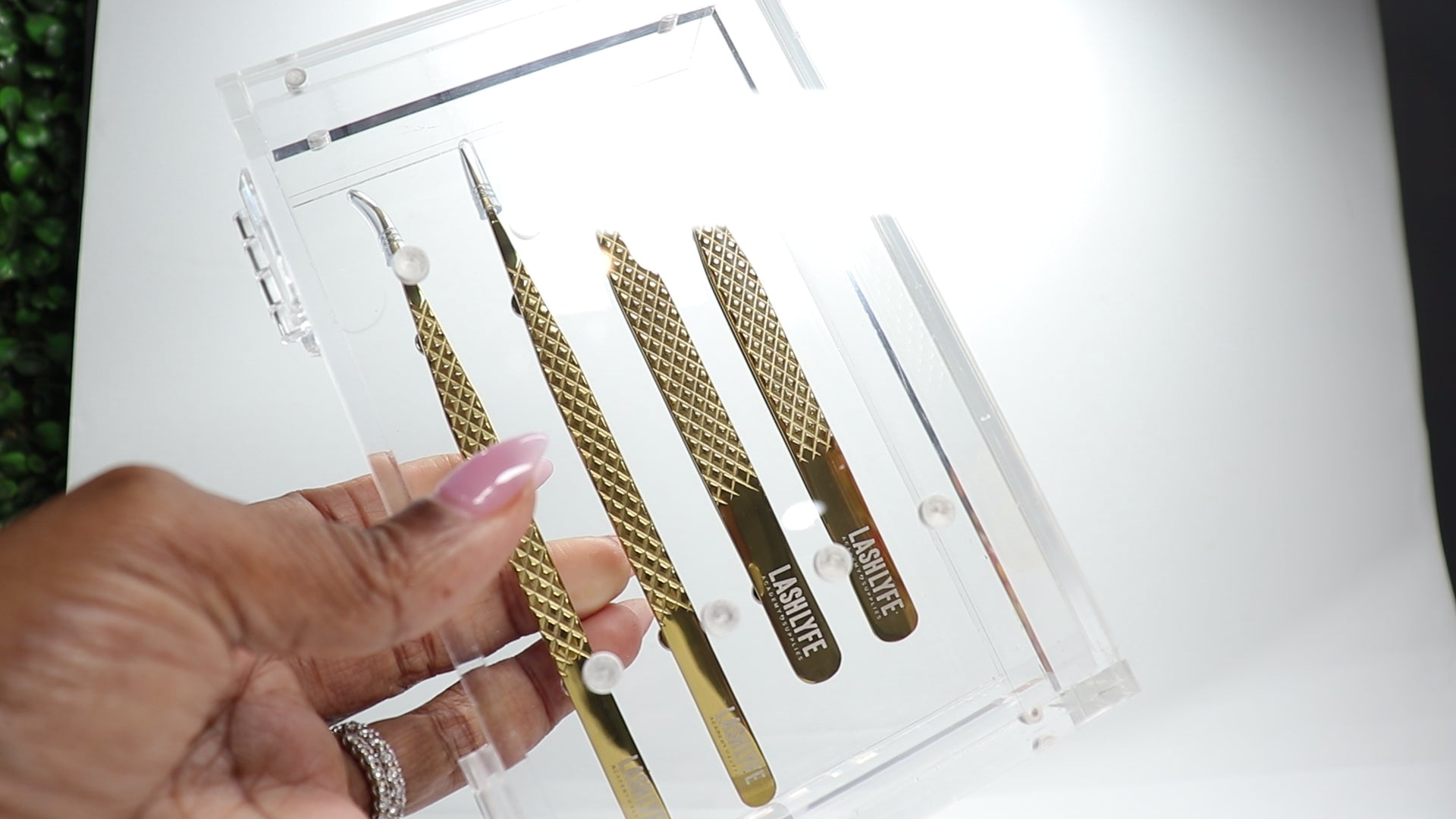 New! Portable Tweezer Case